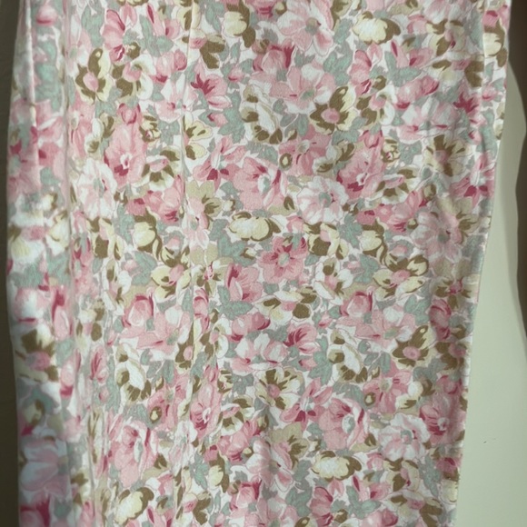 Floral Pants - Picture 2 of 6